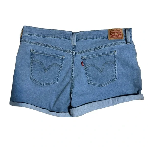 LEVI'S   MID LENGTH  DENIM JEAN SHORTS   WOMEN'S SIZE:  34      #U - Picture 2 of 5